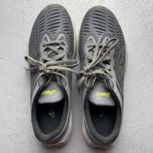 Asics Novablast 1 Men US Size 9